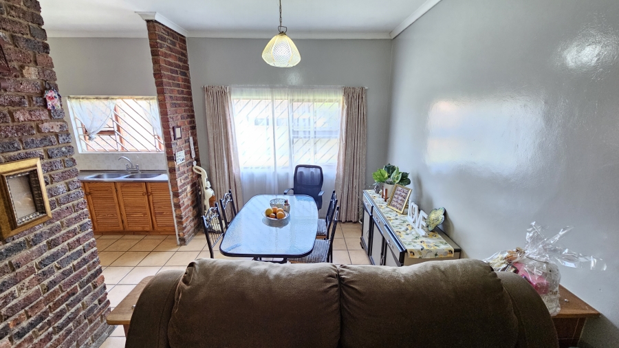 2 Bedroom Property for Sale in Rowallan Park Eastern Cape